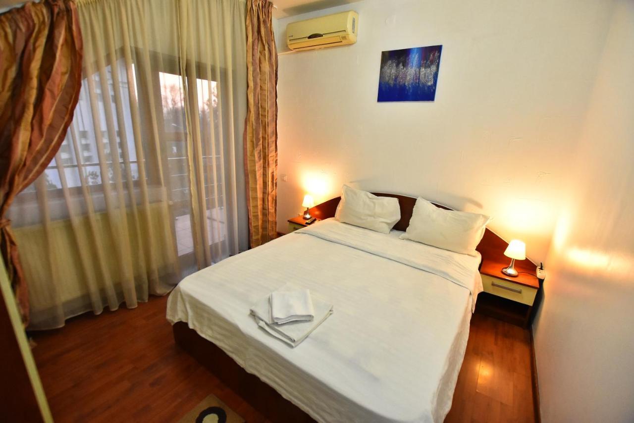 Hotel Euphoria Craiova Exteriör bild
