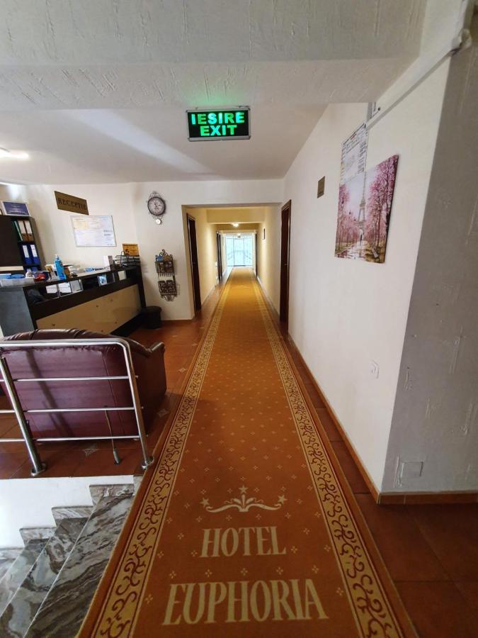Hotel Euphoria Craiova Exteriör bild