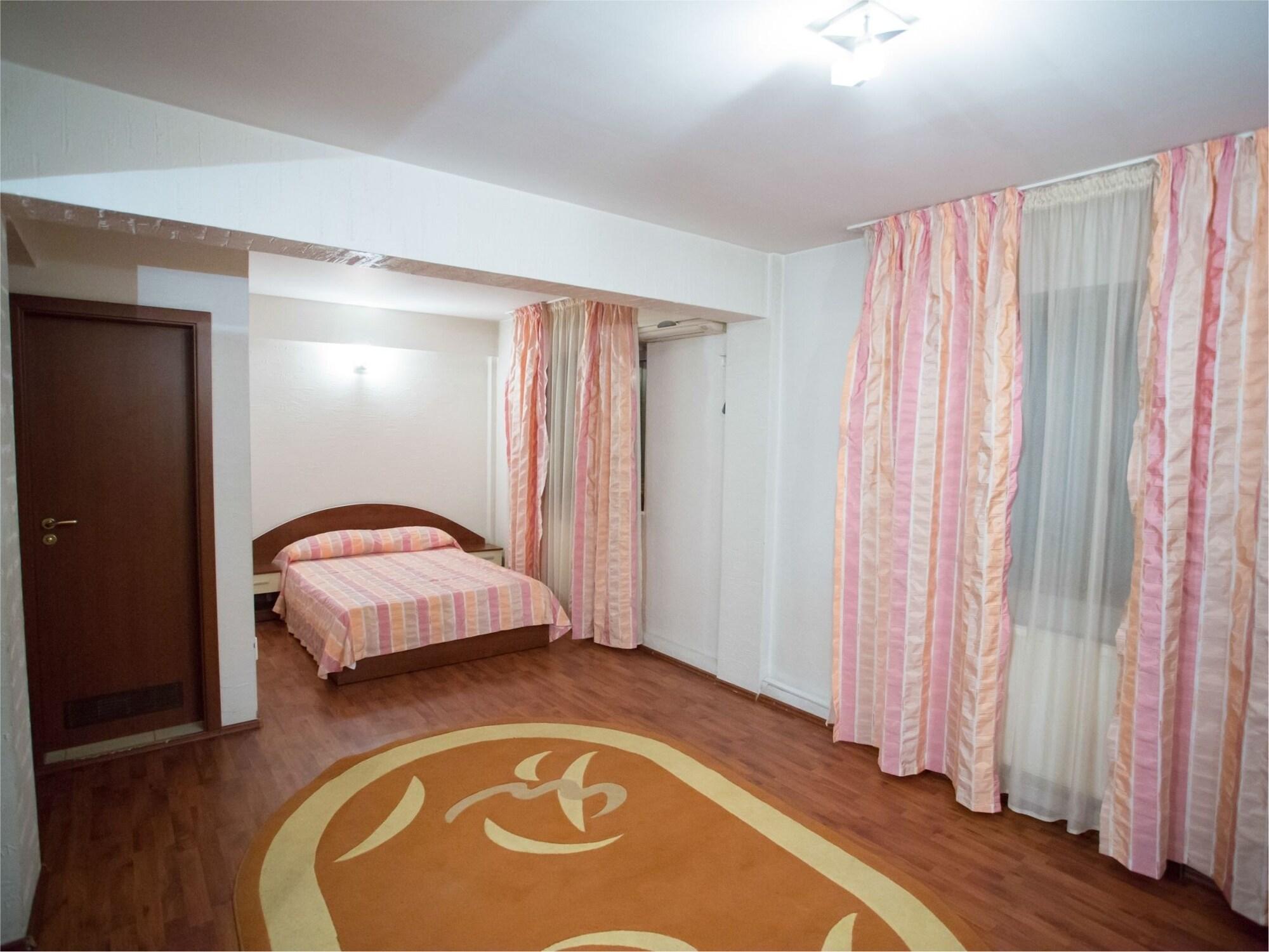 Hotel Euphoria Craiova Exteriör bild